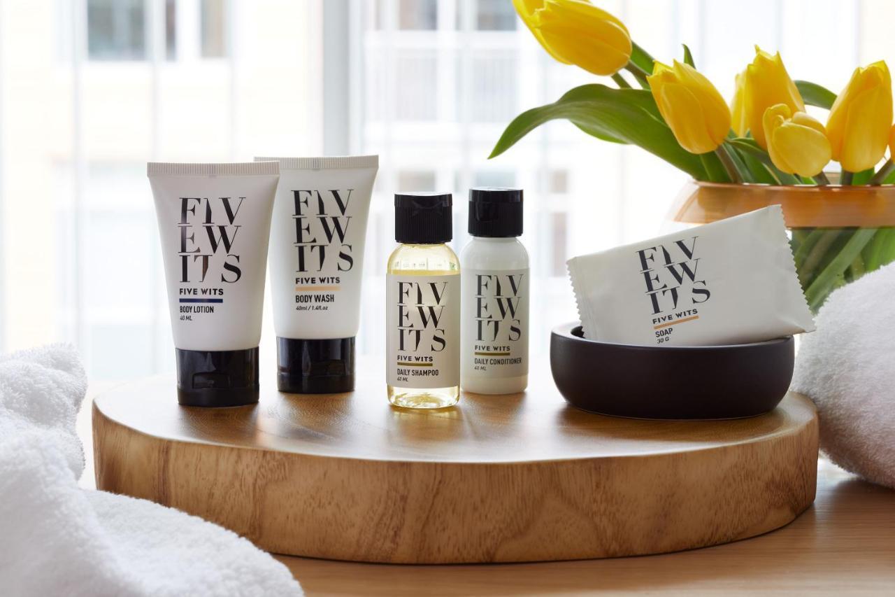 אפרטהוטל שיקגו Sentral Michigan Avenue מראה חיצוני תמונה A selection of the amenities provided by Even Hotels