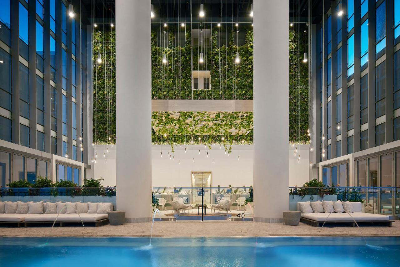 אפרטהוטל שיקגו Sentral Michigan Avenue מראה חיצוני תמונה The pool at the Ritz-Carlton, Melbourne